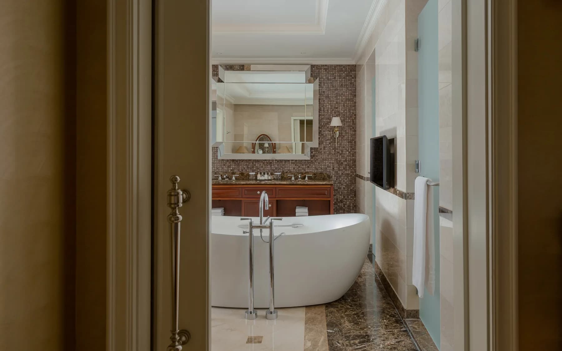 Lotte Hotel Moscow - 4