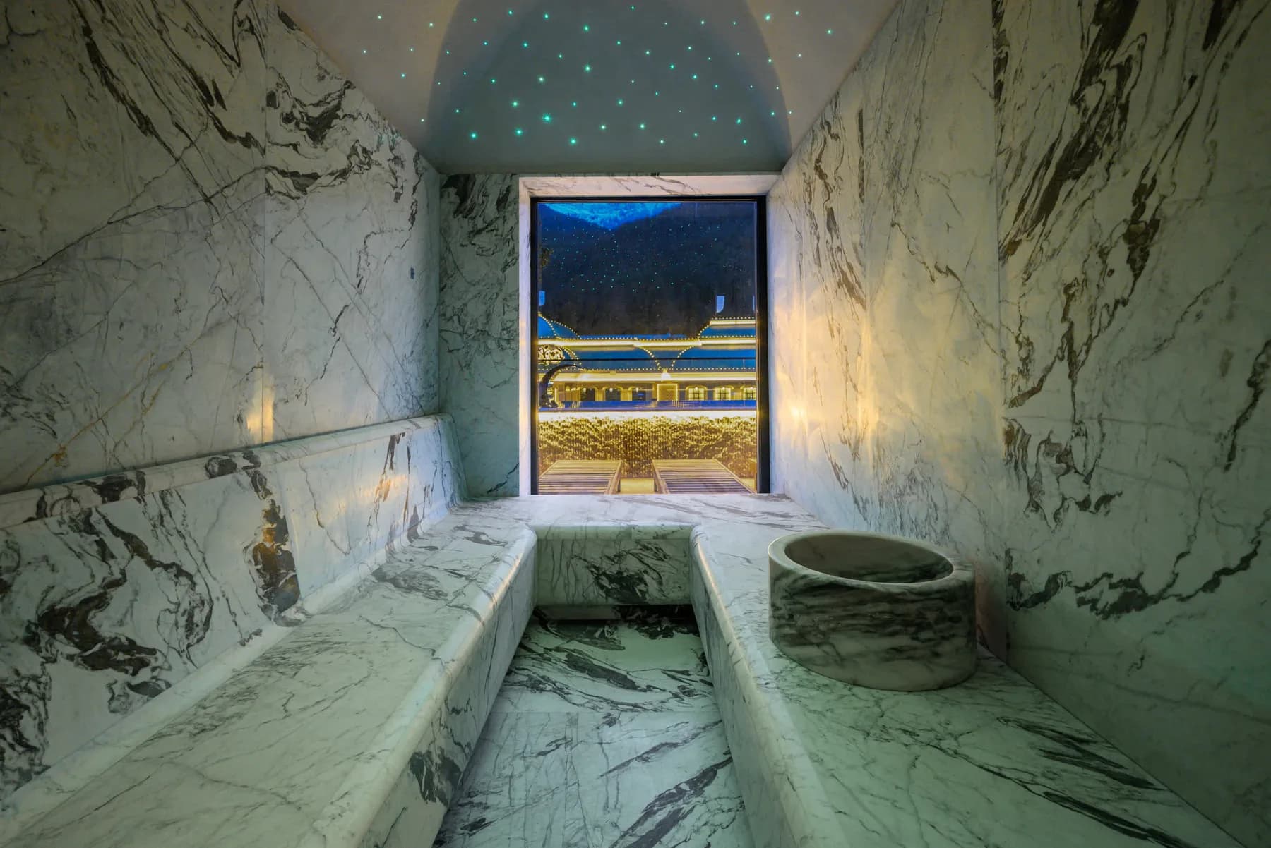 PINSKIY Boutique Hotel — 7