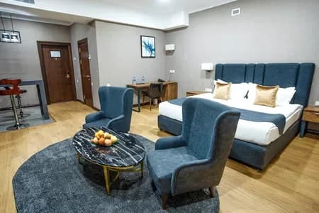 Krokus Plaza Hotel - 4