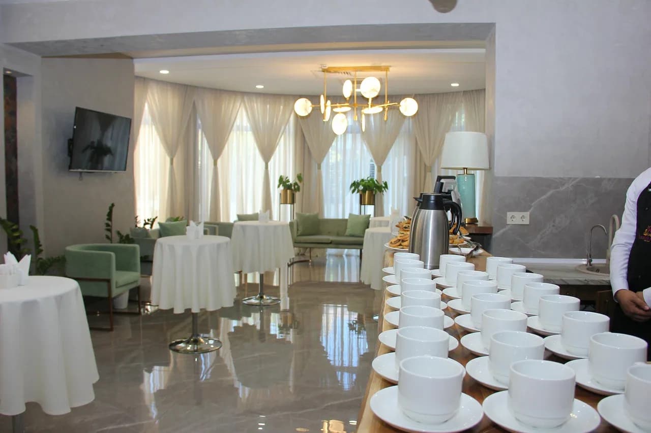 Krokus Plaza Hotel — 6