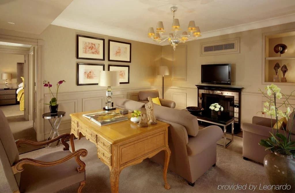 Althoff St. James's Hotel & Club London — 7