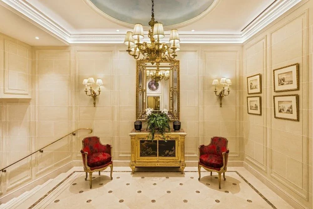 Hôtel San Régis — 6