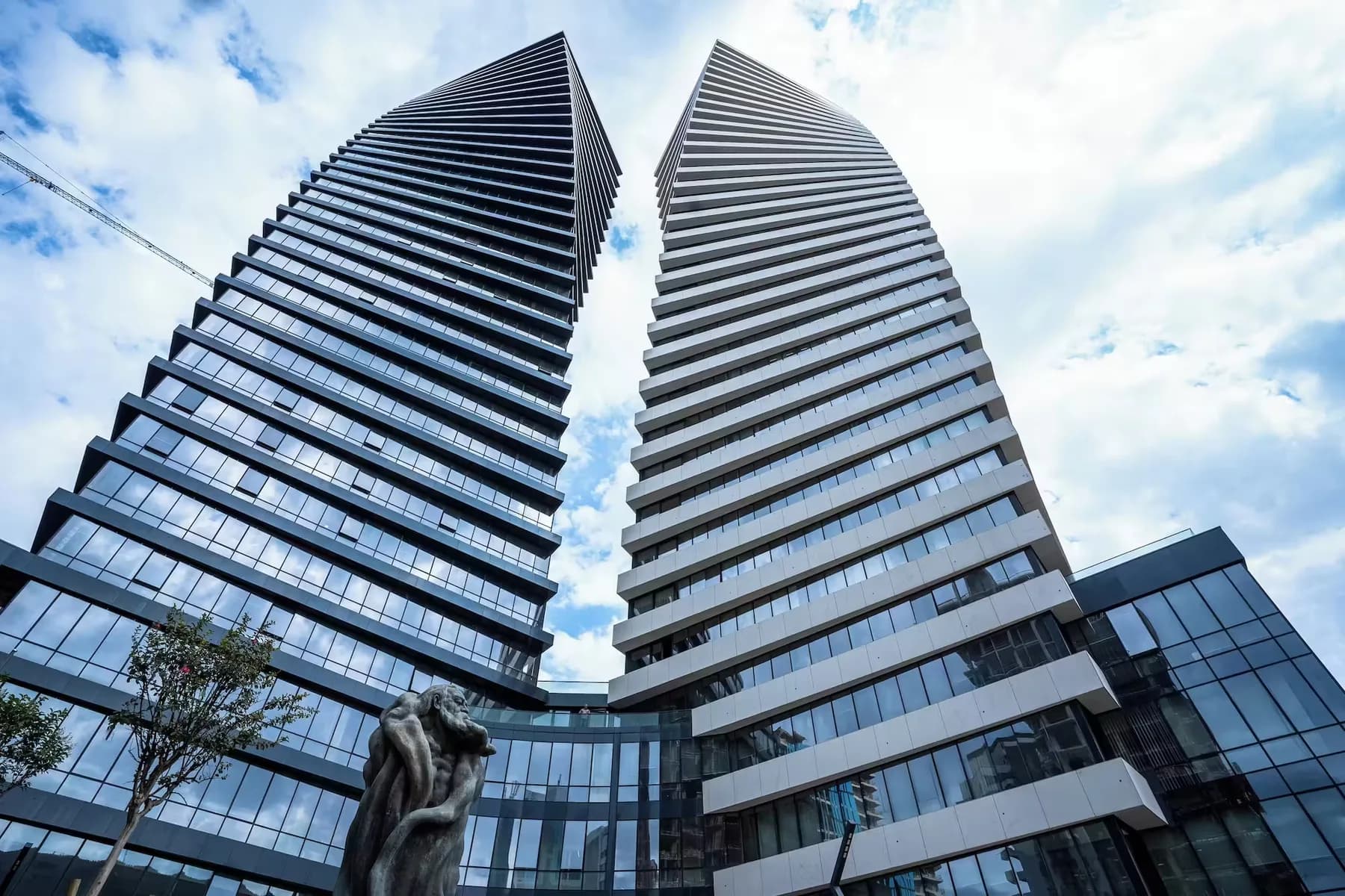 Pullman Tbilisi Axis Towers - 2