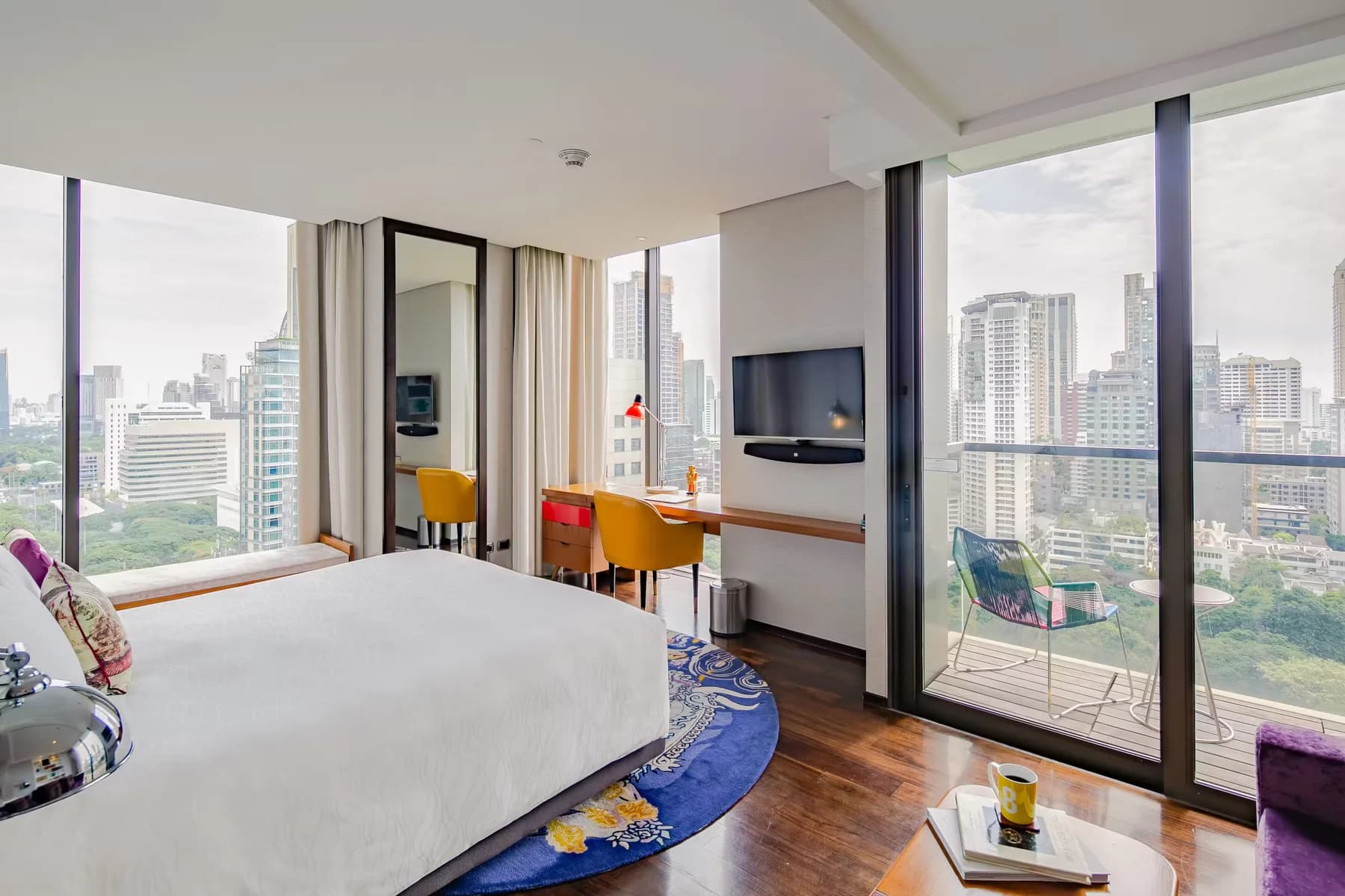 Hotel Indigo Bangkok Wireless Road - 4