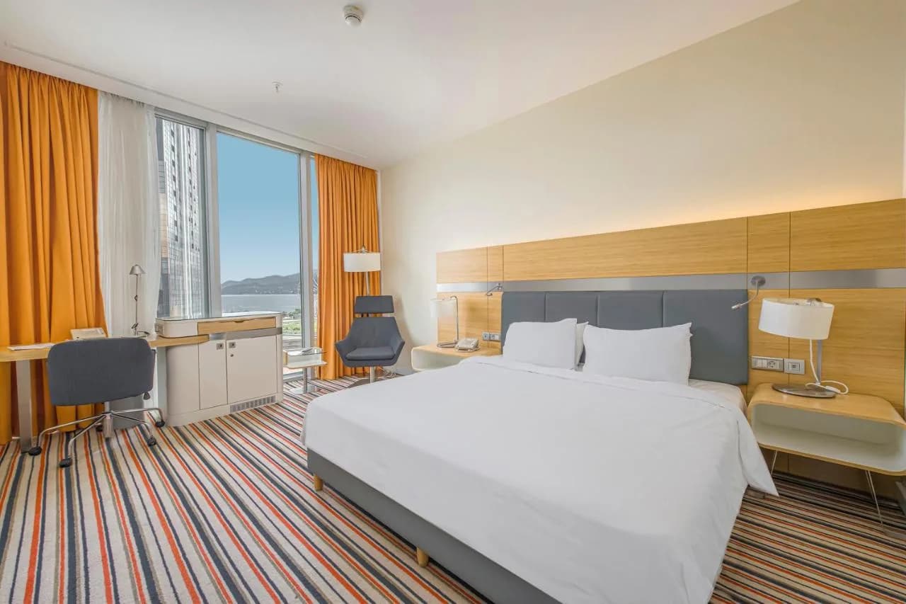 Radisson Blu Hotel Batumi - 2