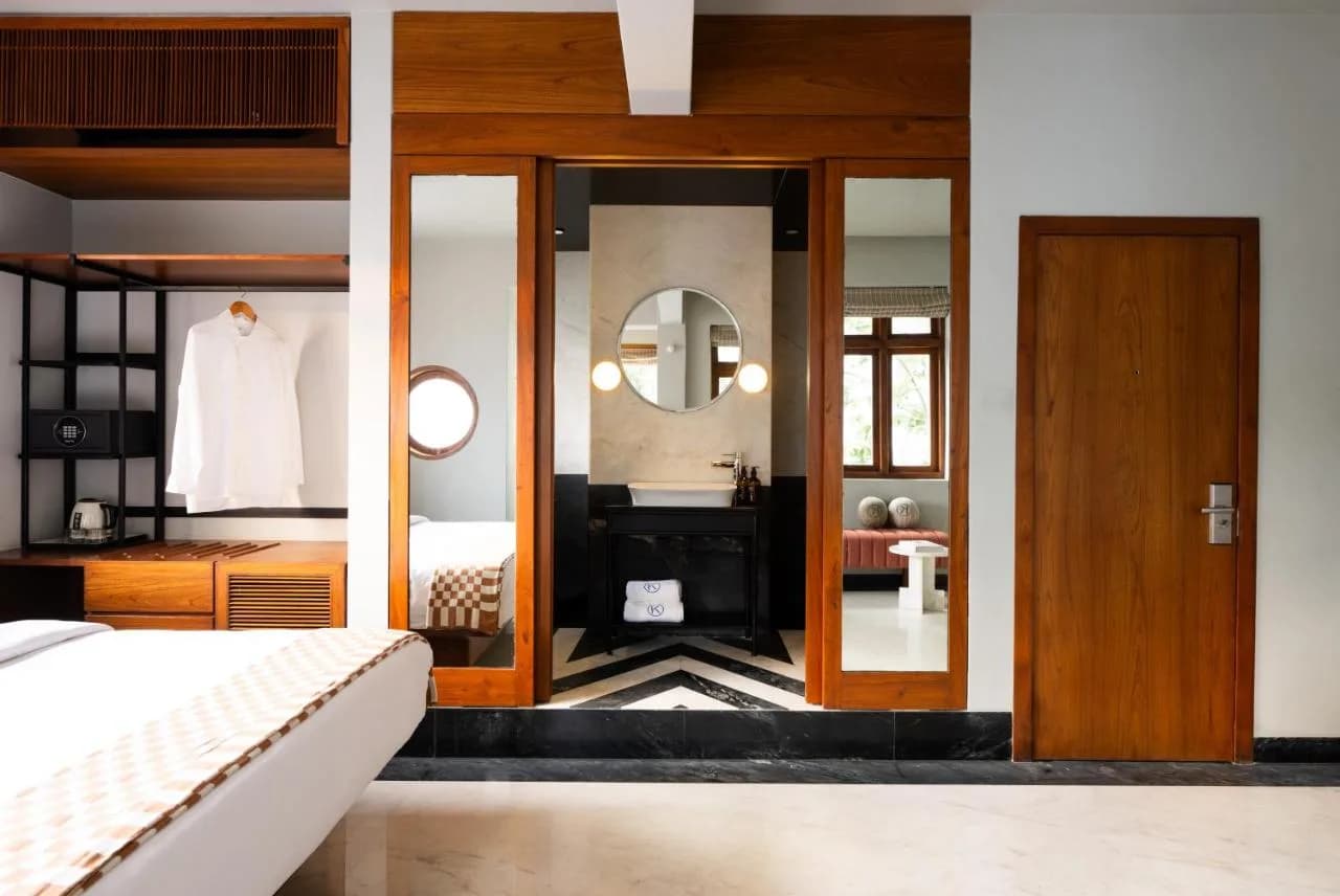 The Kin Hotel - 4
