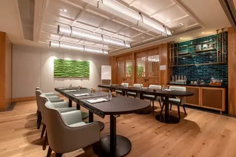 Hotel Indigo KUALA LUMPUR ON THE PARK by IHG - 3
