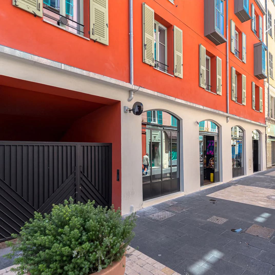 L'Abeille Boutique Apartments - 3