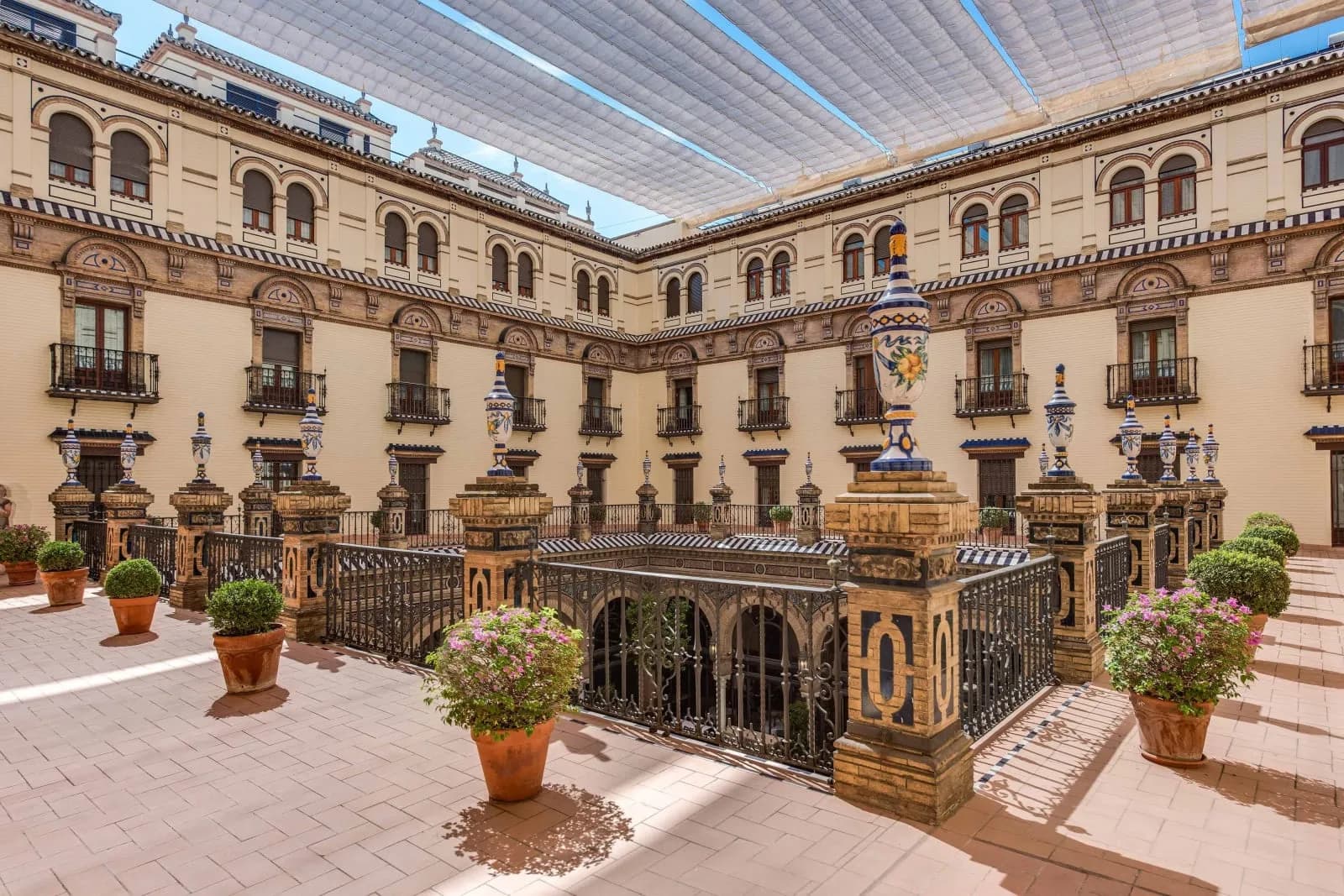 Hotel Alfonso XIII, a Luxury Collection Hotel, Seville - 3