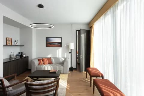 Debaines Hotel Santiago - 3