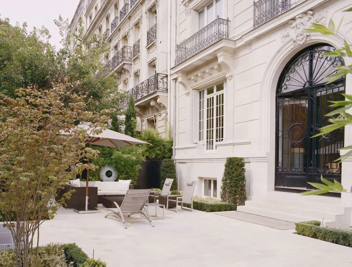 Perpetual Elysee Montaigne — 6