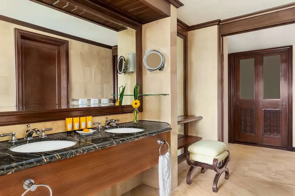 Shangri-La Mactan, Cebu - 5
