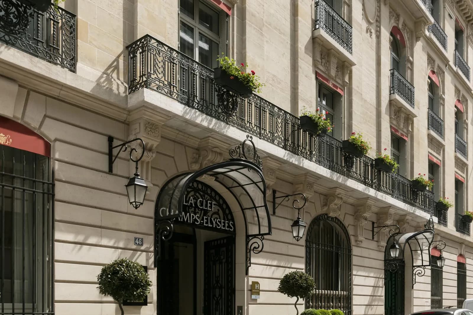 La Clef Champs-Élysées Paris by The Crest Collection - 3