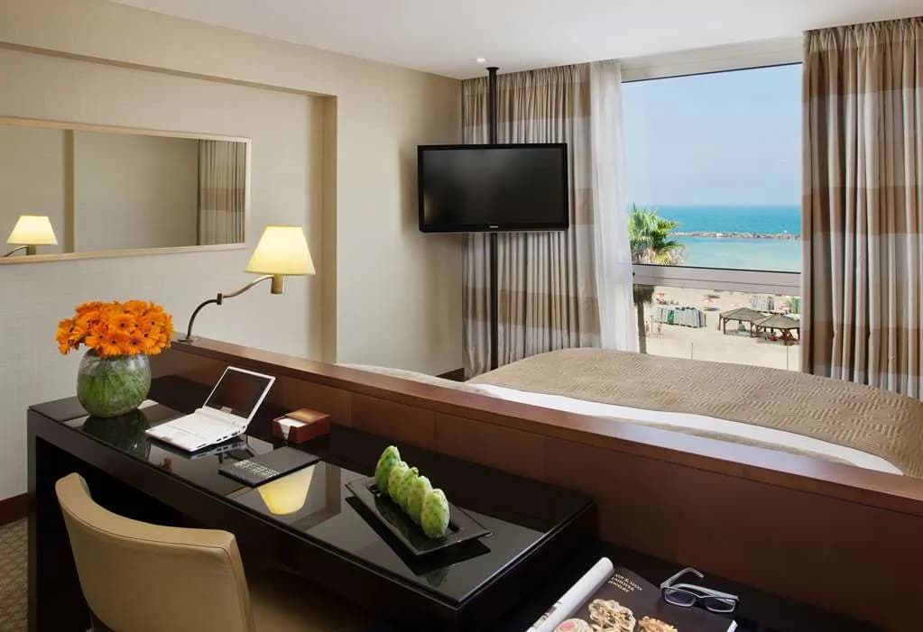 Dan Tel Aviv Hotel - 4