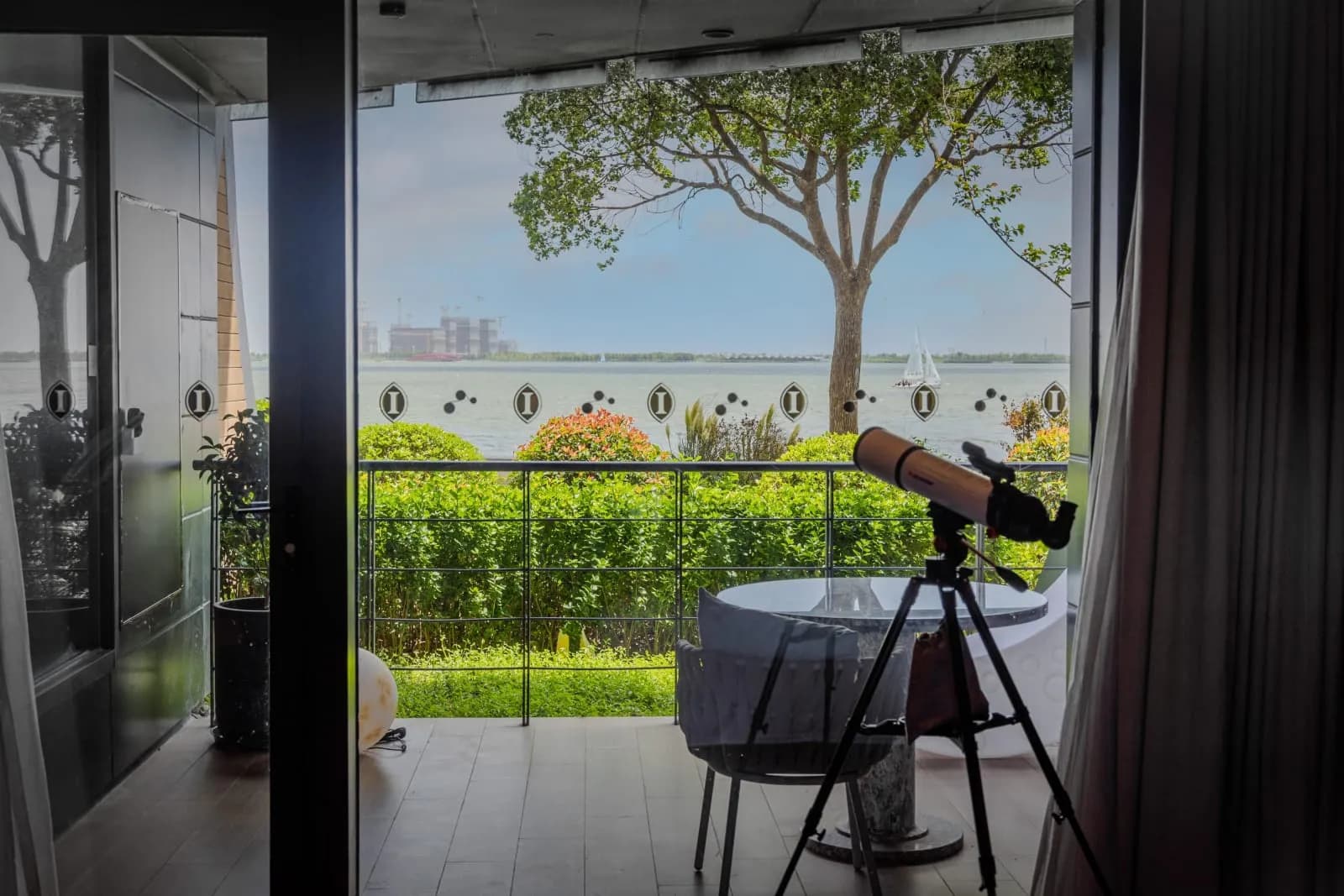 InterContinental Hotels SHANGHAI HARBOUR CITY by IHG - 4
