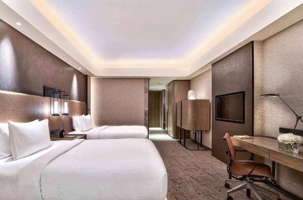 Conrad Manila - 3