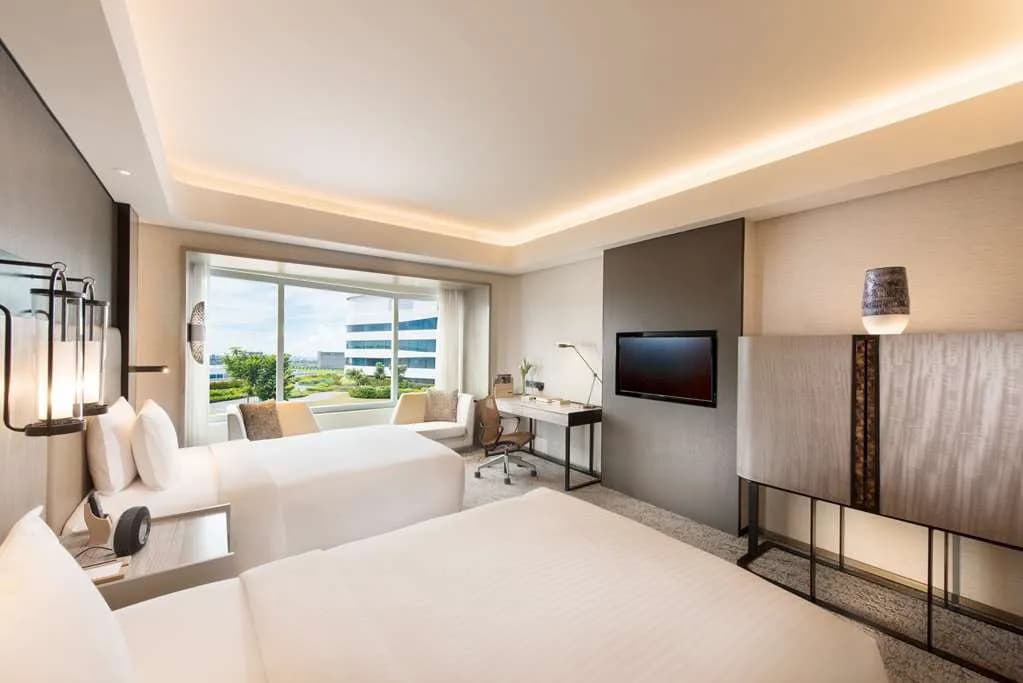 Conrad Manila - 4