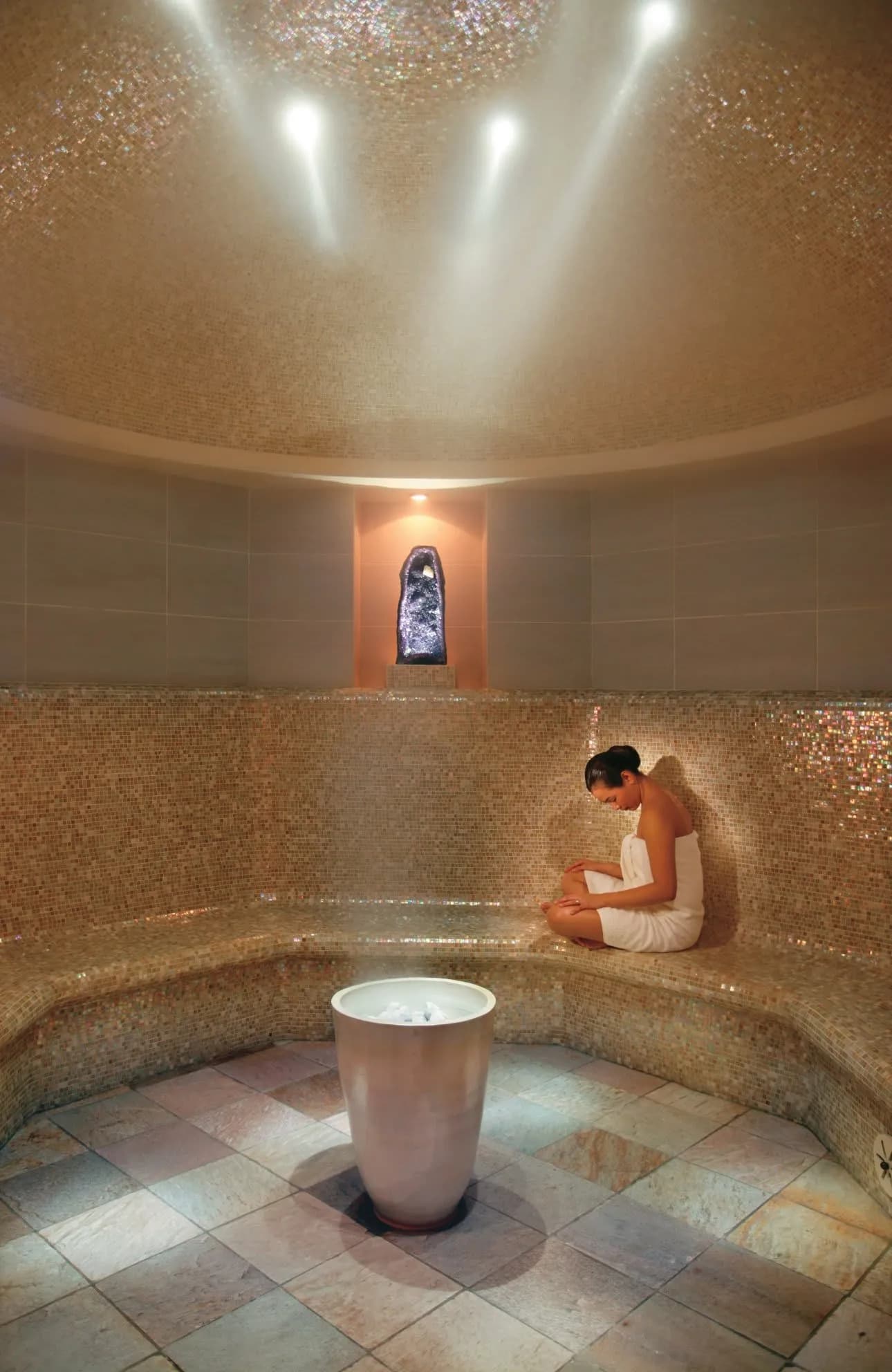 Mandarin Oriental Hong Kong - 4