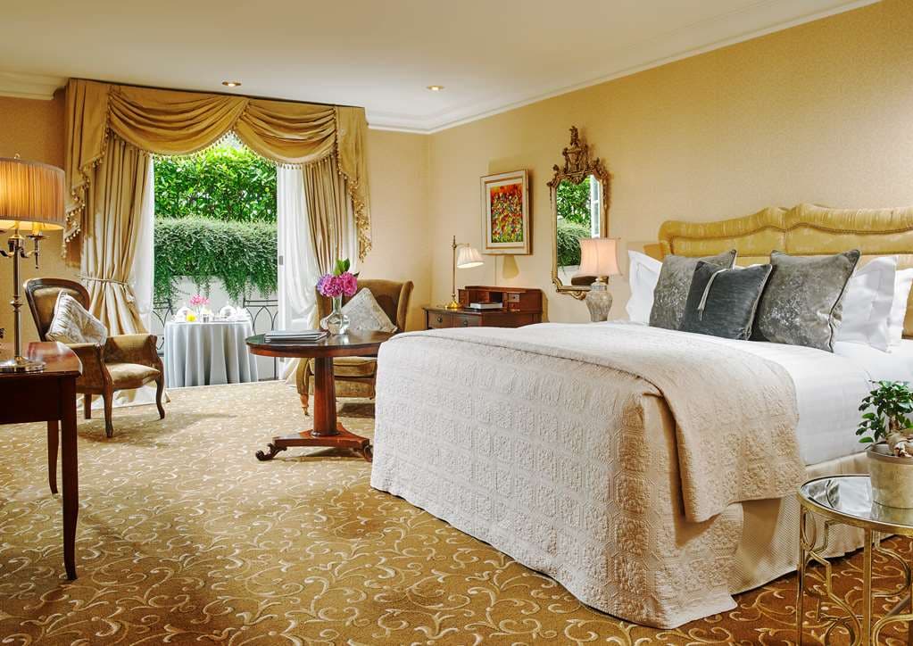Hayfield Manor - 3