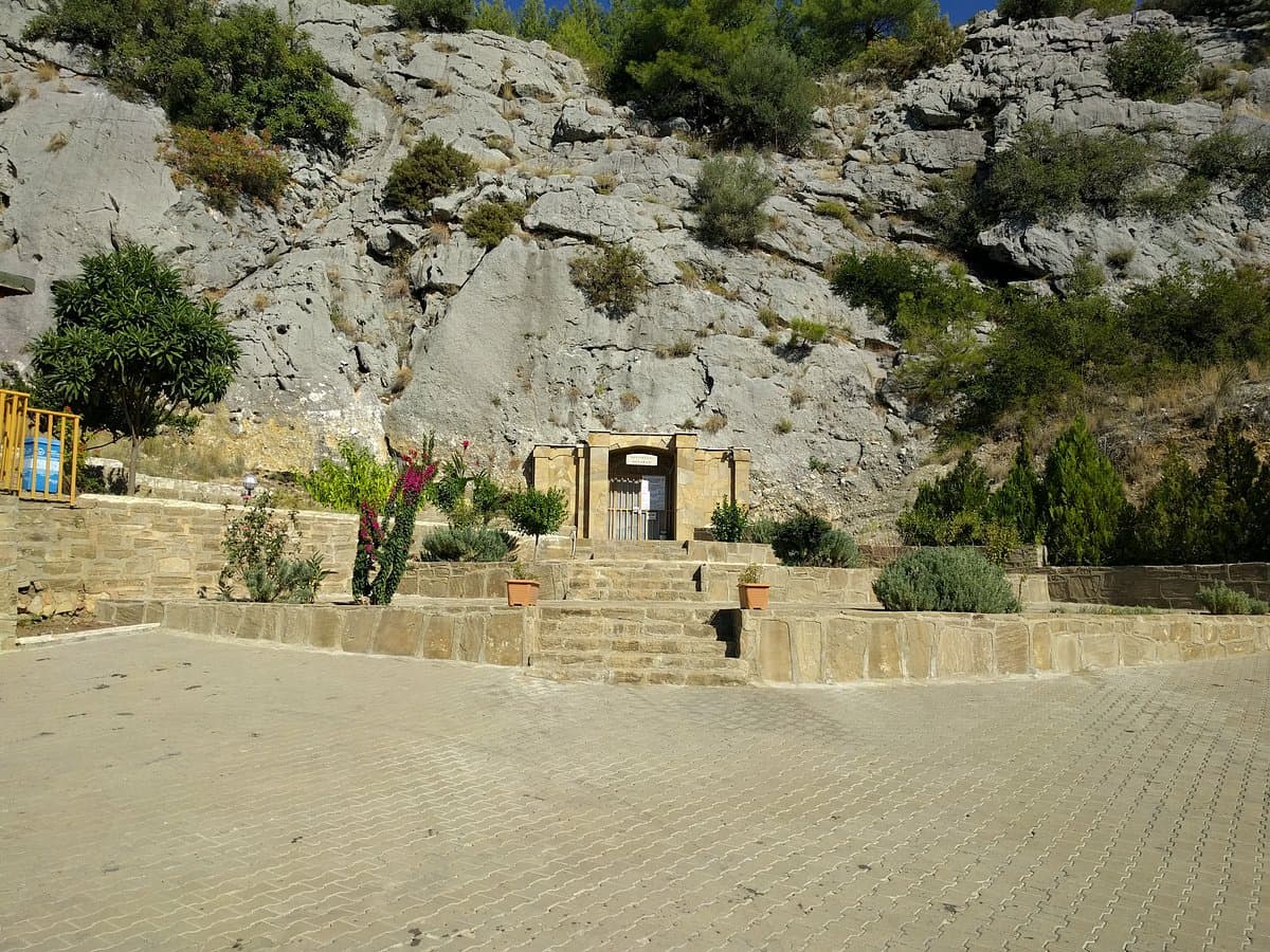 Zeytintası Cave