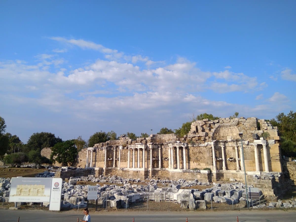 Monumental Fountain (Nymphaeum)