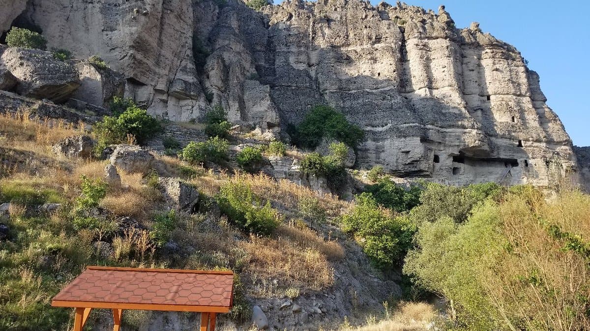 Seben Rock Houses