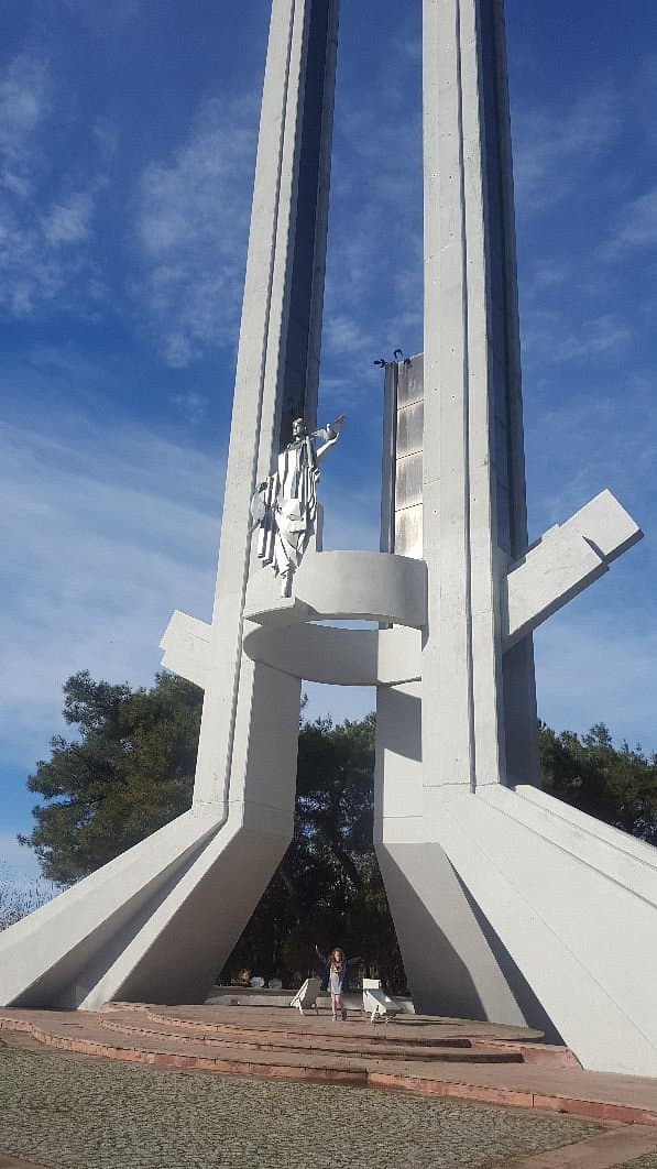 Lausanne Monument