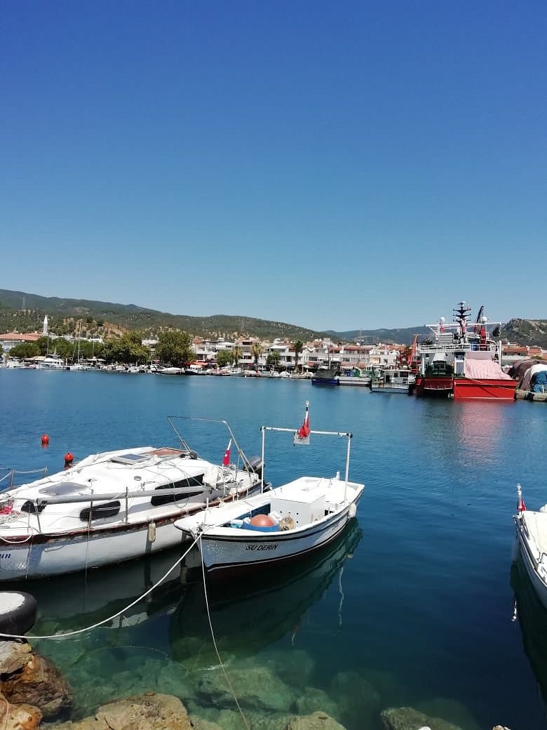 Küçükkuyu Harbor