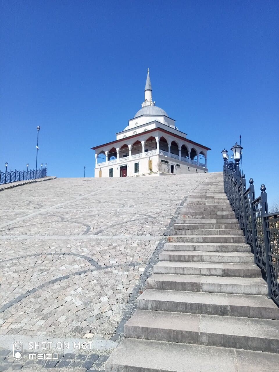 Kıbledağı Mosque