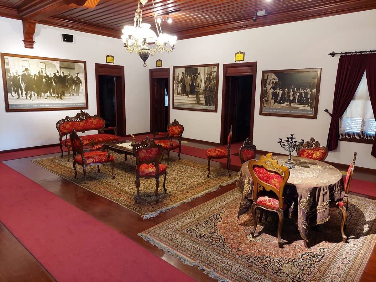 Atatürk Scientific & Cultural Museum