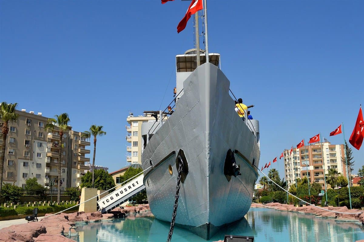 Nusret Minelayer Museum
