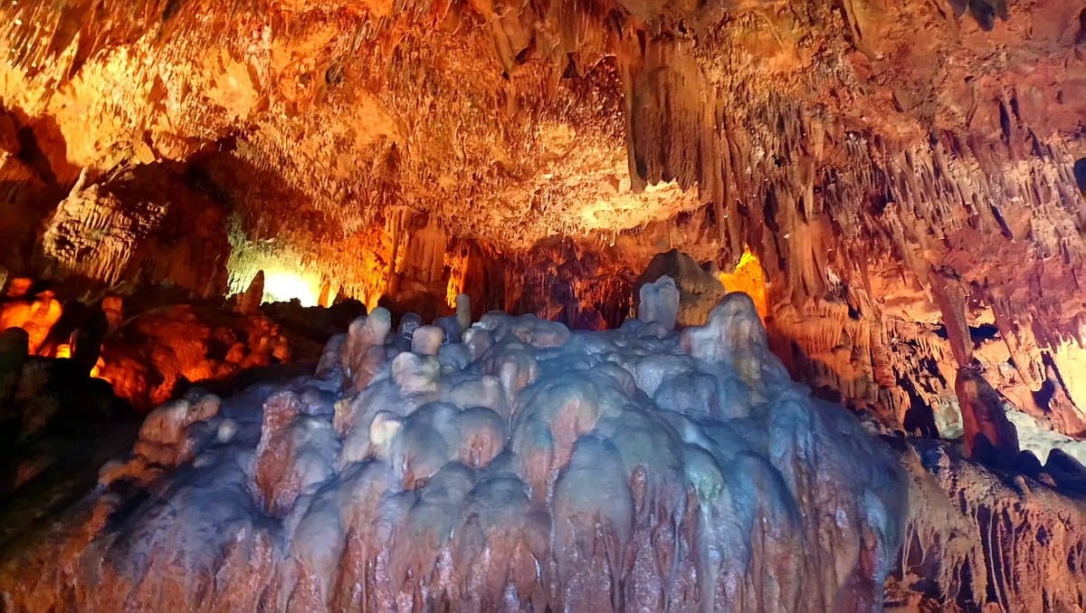 Damlataş Cave