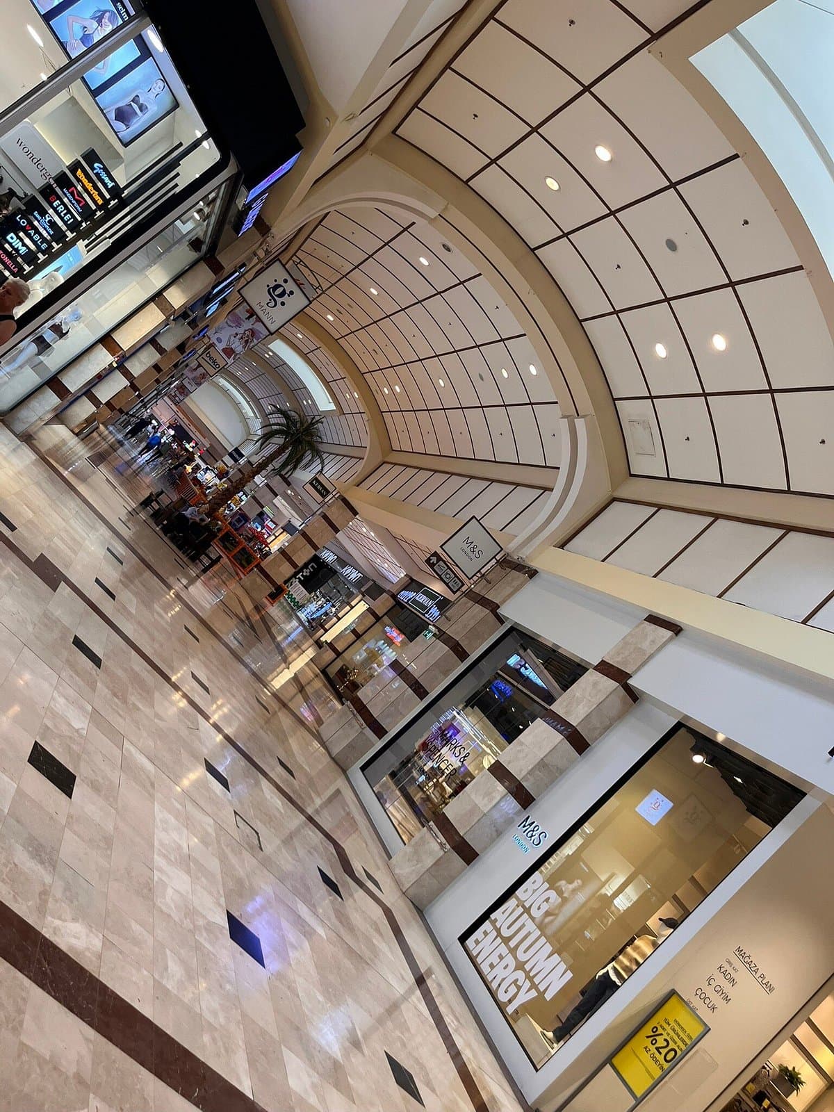 M1 Adana Shopping Mall