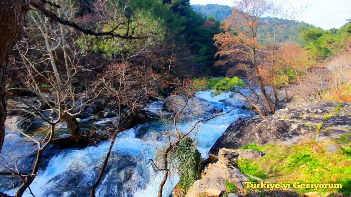Sütüven Waterfall