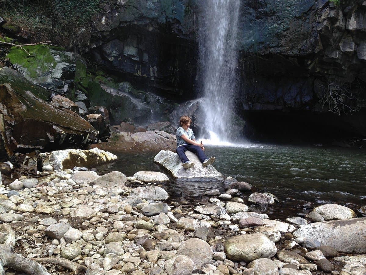 Su Uçuran Waterfall