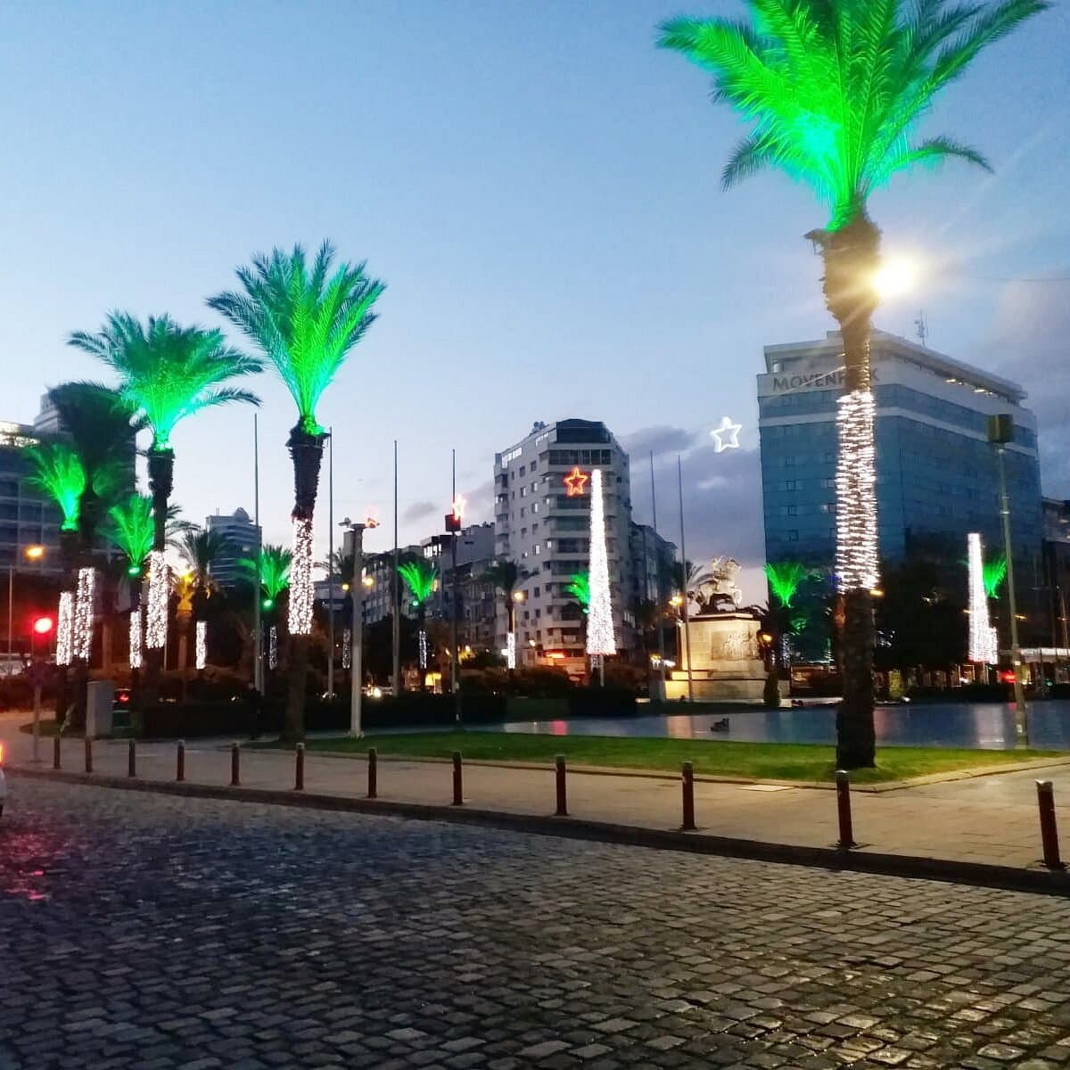 Izmir Republic Square
