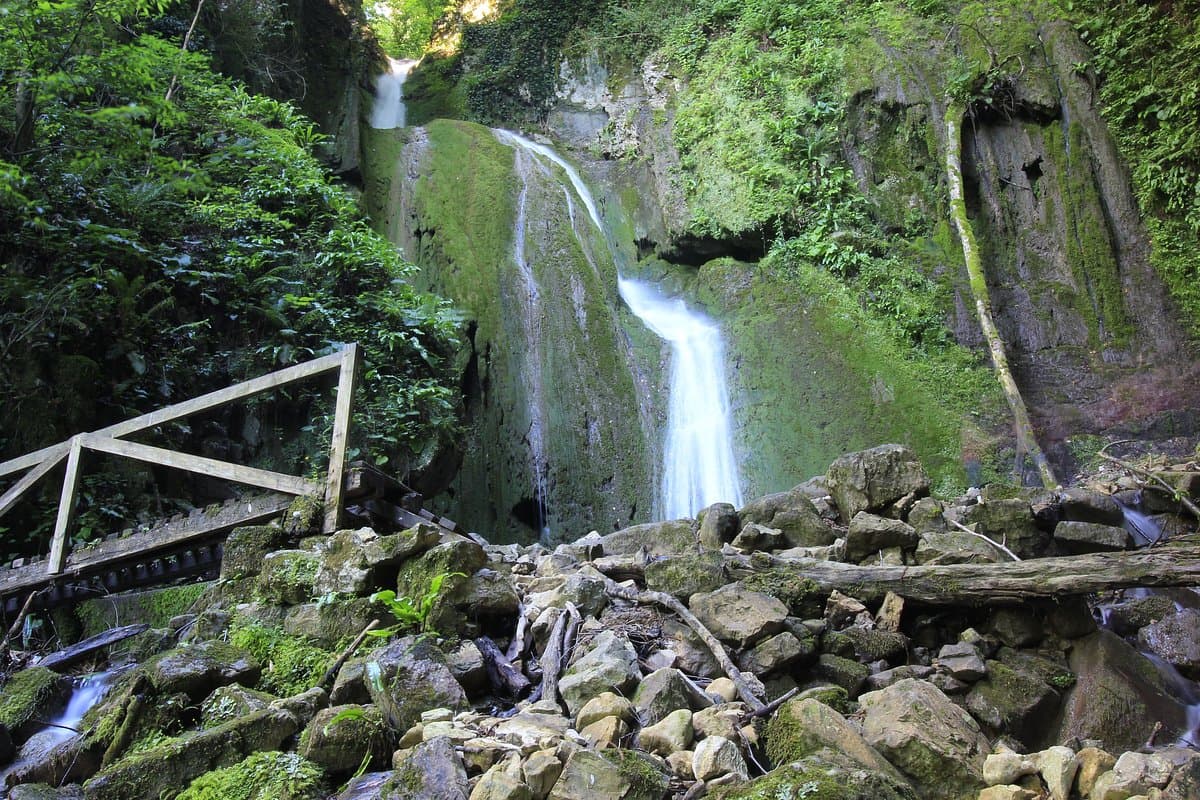 Aktas Waterfall