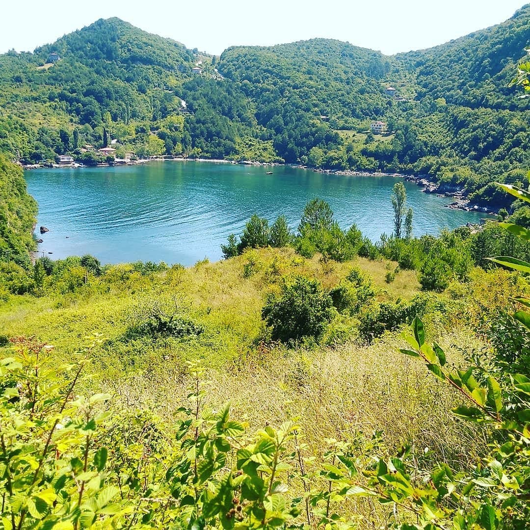 Gideros Bay