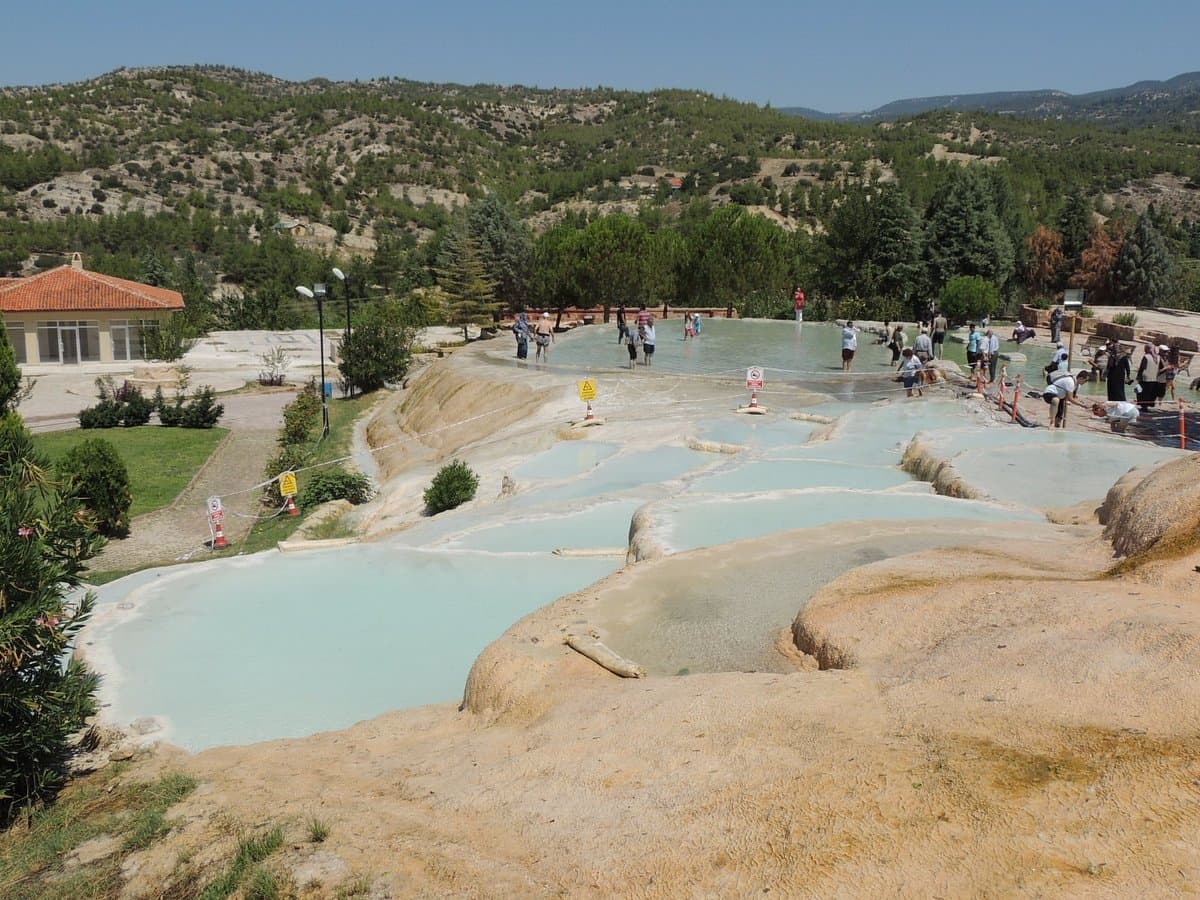 Karahayıt Red Thermal Springs