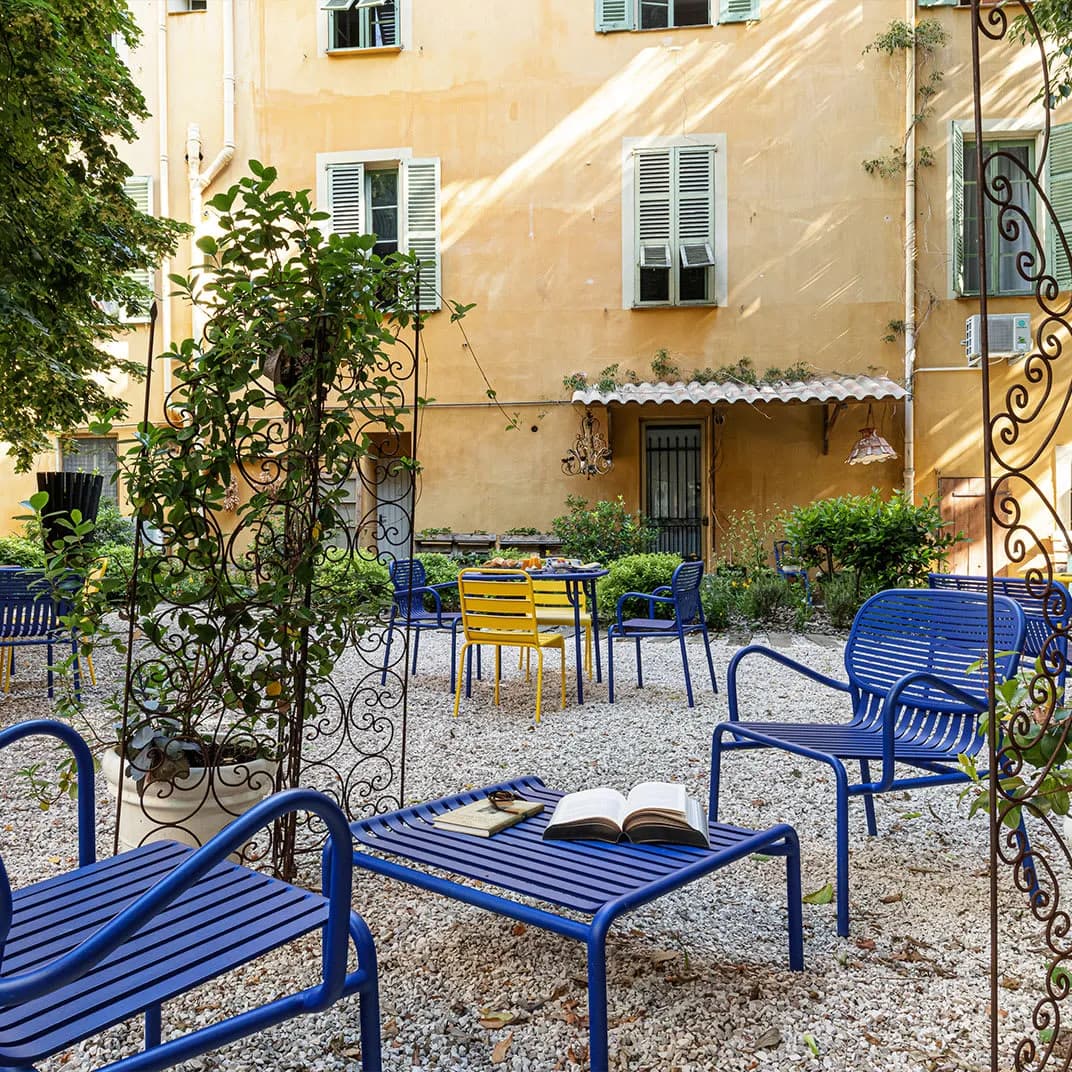 L'Abeille Boutique Apartments